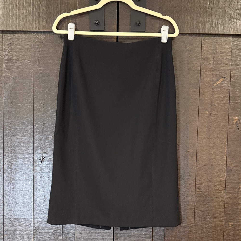 MM Lafleur Elegant Black Pencil Skirt - Picture 2 of 5